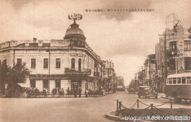 哈尔滨中央大街2号：哈尔滨一等邮局